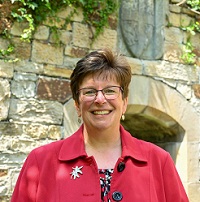 Photograph of Wendy Powers, Principal of University College and Vice-Provost