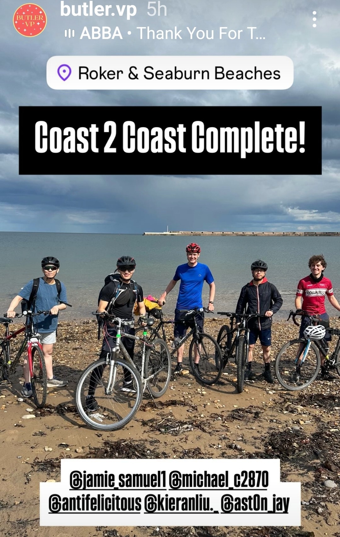 5 students on bikes doing coast-to-coast