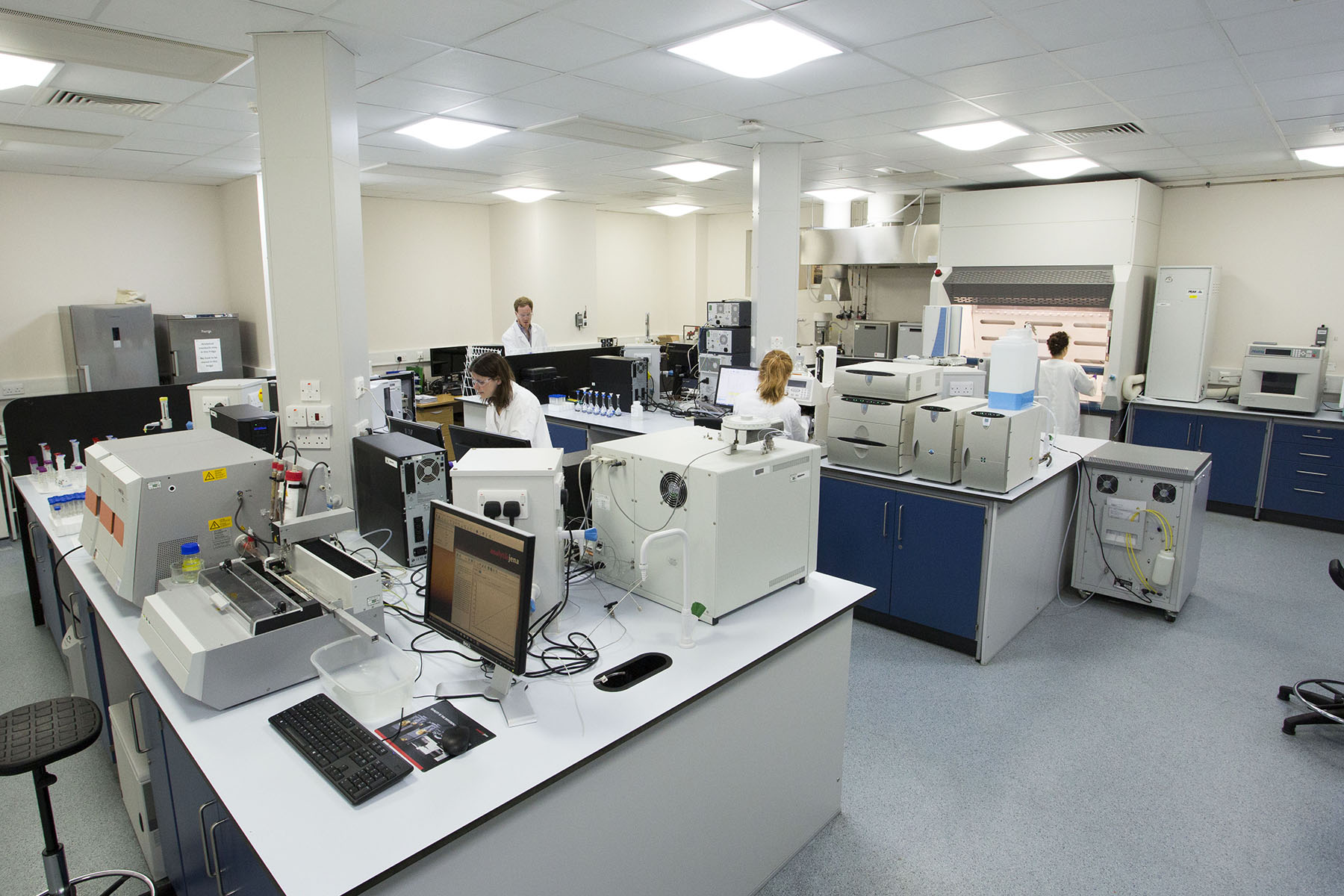 analytical research lab