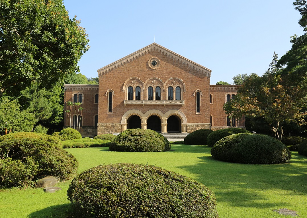 Hitotsubashi Durham University