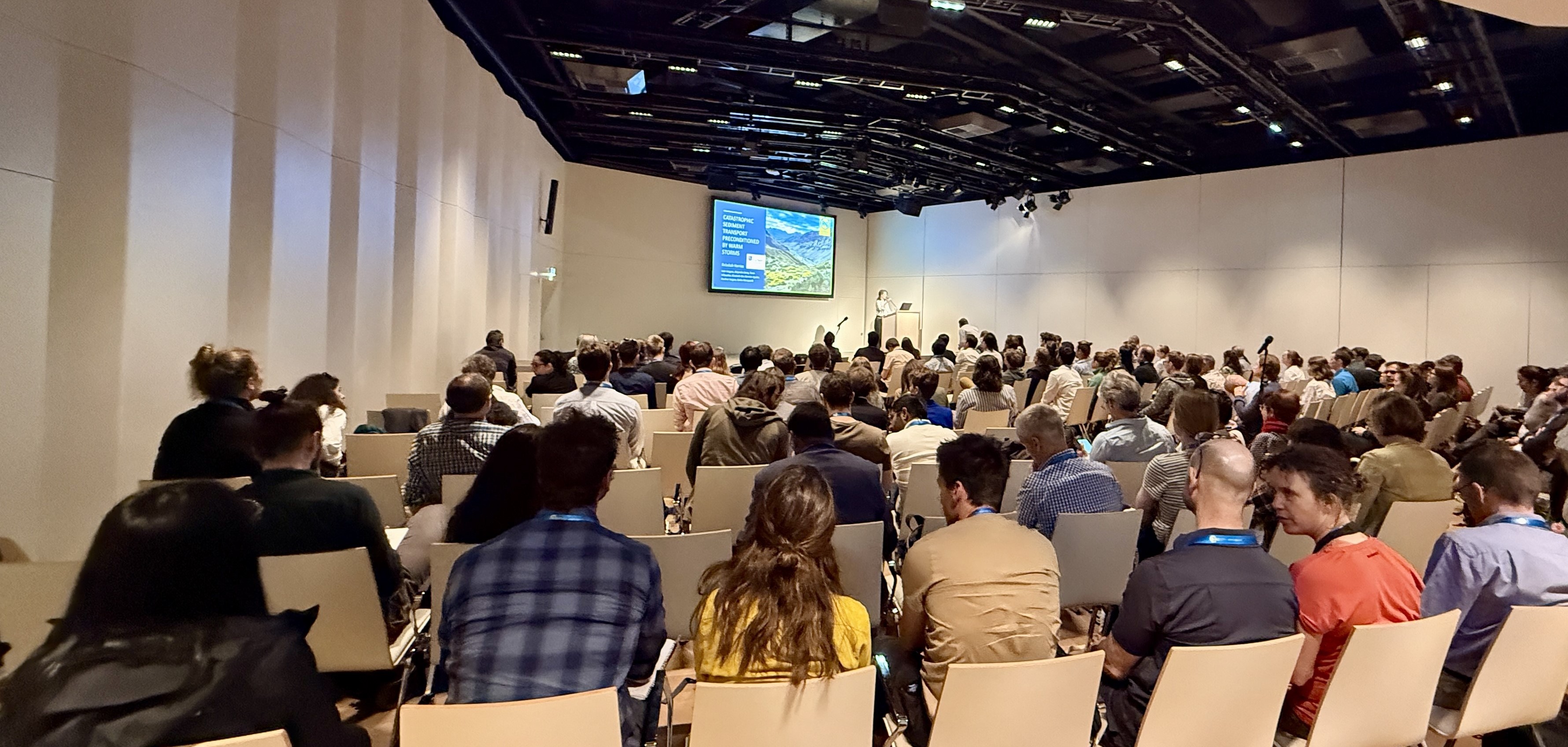 Dr Rebekah Harries presented at the European Geoscience Union (EGU) in Vienna - lon
