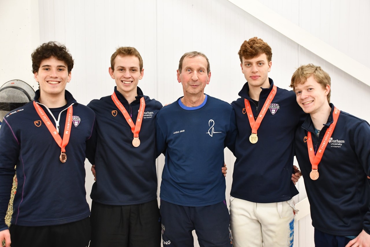 Fencing squad and coach 2022